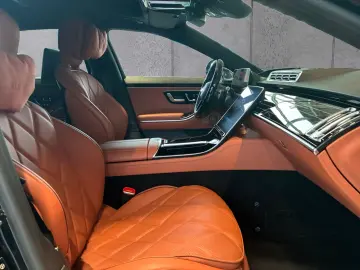 MERCEDES-BENZ Maybach S 680 4M Chauffeur Standhzg Pano 360