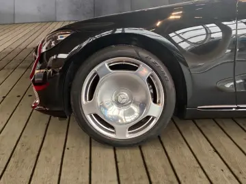MERCEDES-BENZ Maybach S 680 4M Chauffeur Standhzg Pano 360