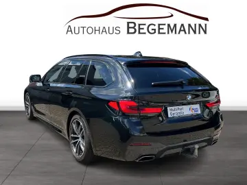 BMW 530 dA Touring xDrive M Sport AHK Pano Laser HUD