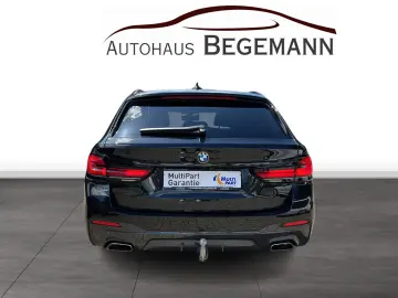 BMW 530 dA Touring xDrive M Sport AHK Pano Laser HUD