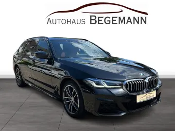 BMW 530 dA Touring xDrive M Sport AHK Pano Laser HUD