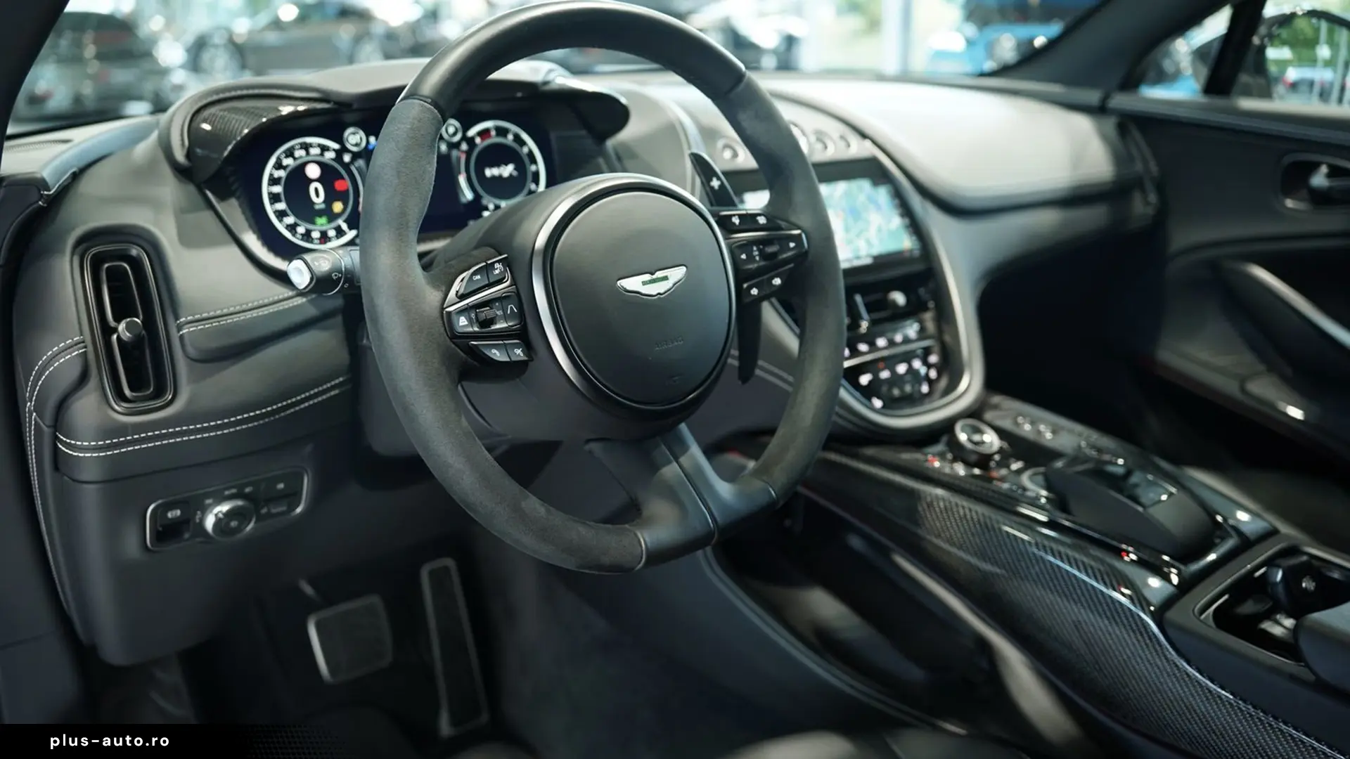 Aston Martin DBX 707 4.0 V8 Carbon   Finanțare Leasing