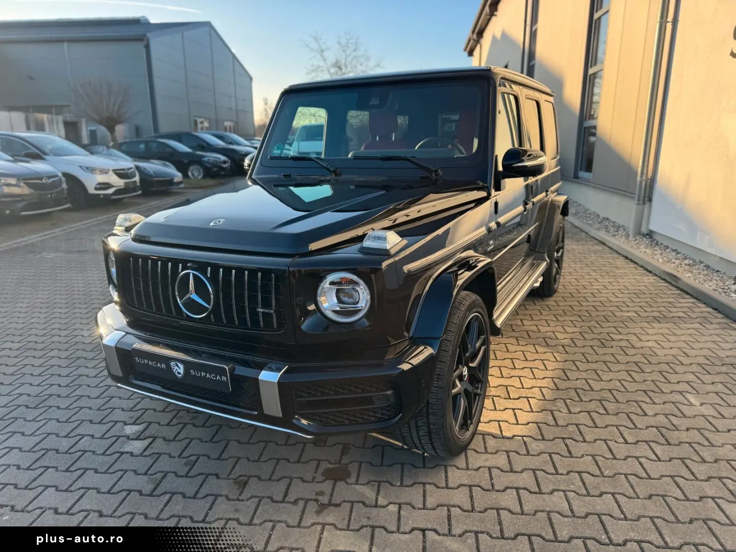 MERCEDES-BENZ G 63 AMG  Exclusive Multibeam Performance