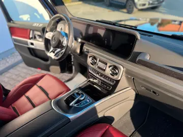 MERCEDES-BENZ G 63 AMG  Exclusive Multibeam Performance