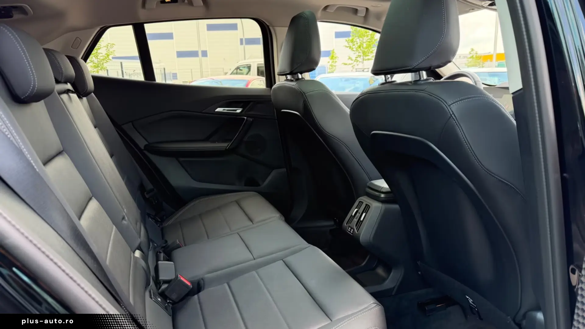 BMW X2 2025 — imagine 11
