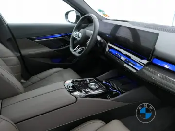 BMW 520d xDrive Limousine M Sport 20  Pano Sitzbelüf