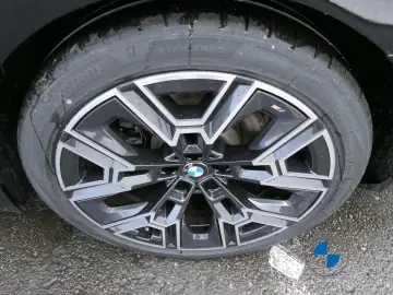BMW 520d xDrive Limousine M Sport 20  Pano Sitzbelüf