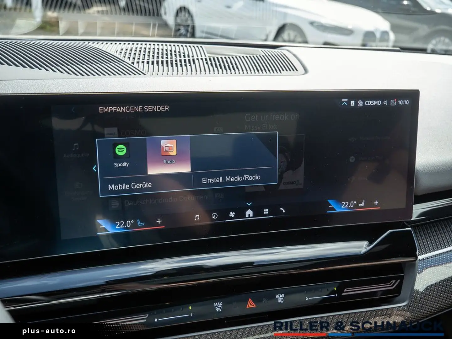 BMW 5 Series 2024 — imagine 11