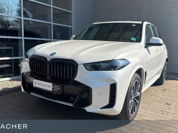 BMW X5 xDrive40i M-Sport PRO Navi Pano AHK Sitzbelü