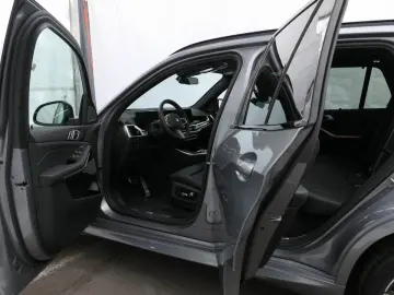 BMW X5 xDrive40i M Sport   GARANTIE-10.2030
