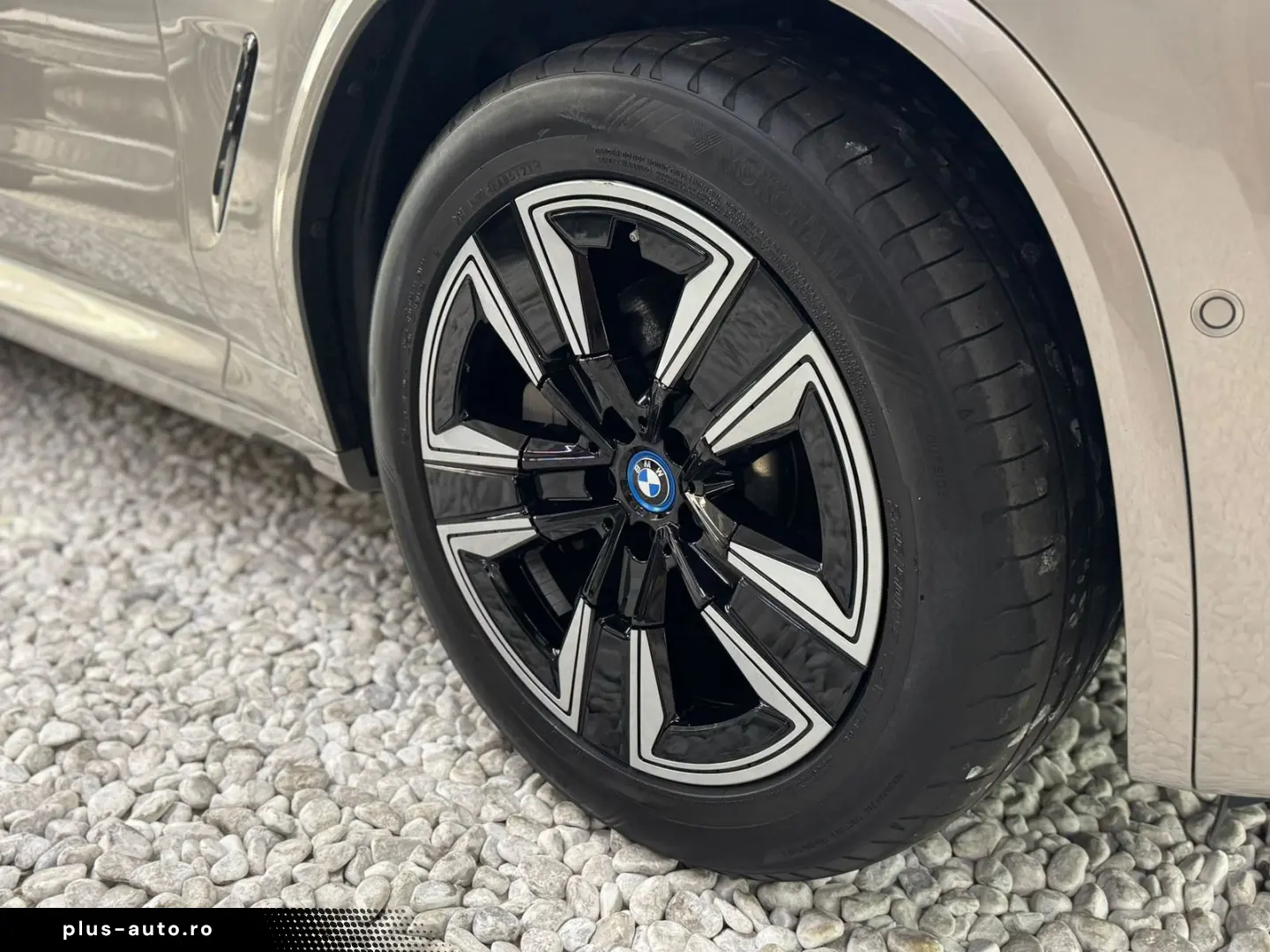 BMW iX3 Inspiring AHK Laser Sportsitz Ambient DrvASS