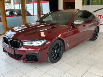 BMW M550 i xDrive Lim.  B&W PANO LASER INDIVIDUAL
