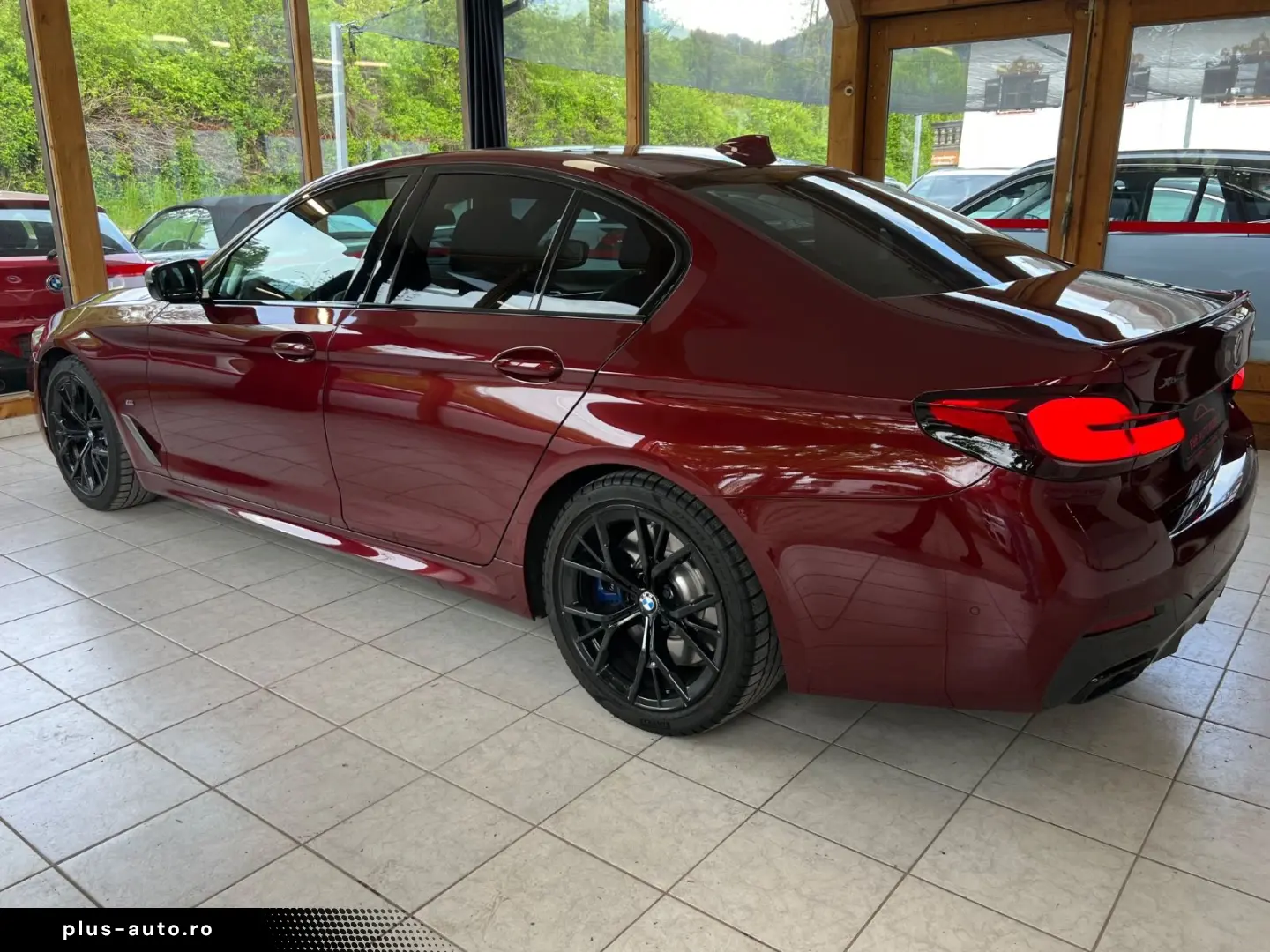 BMW M550 i xDrive Lim.  B&W PANO LASER INDIVIDUAL