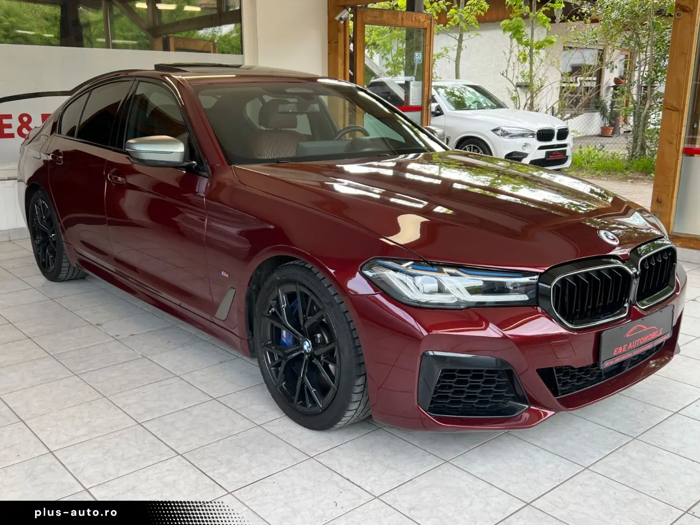 BMW M550 i xDrive Lim.  B&W PANO LASER INDIVIDUAL