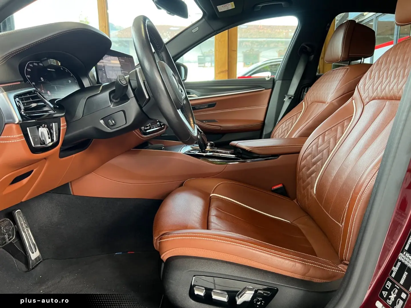 BMW M550 i xDrive Lim.  B&W PANO LASER INDIVIDUAL