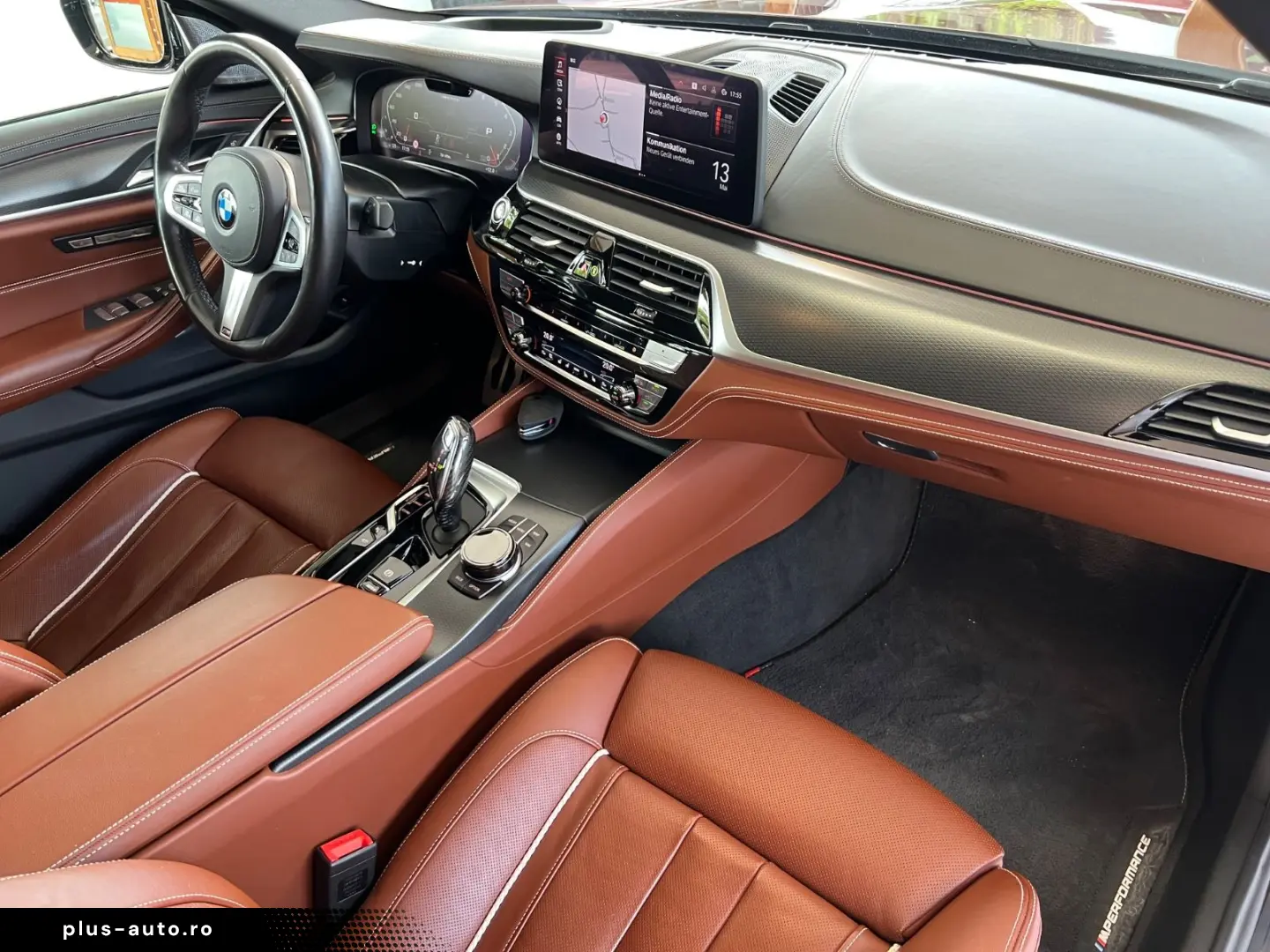 BMW M550 i xDrive Lim.  B&W PANO LASER INDIVIDUAL