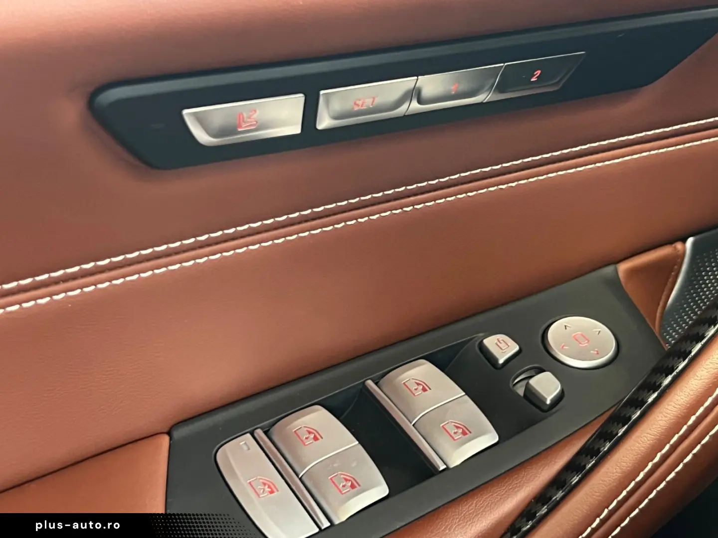 BMW M550 i xDrive Lim.  B&W PANO LASER INDIVIDUAL