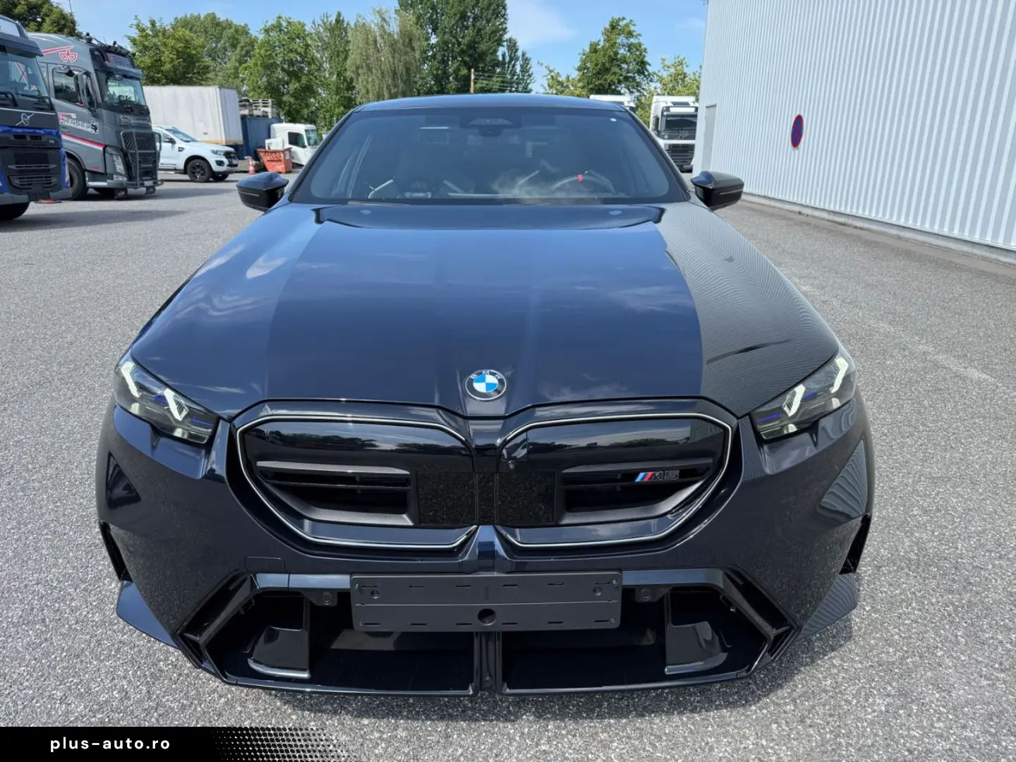 BMW M5.Steptronic Drivelogic. Allrad.