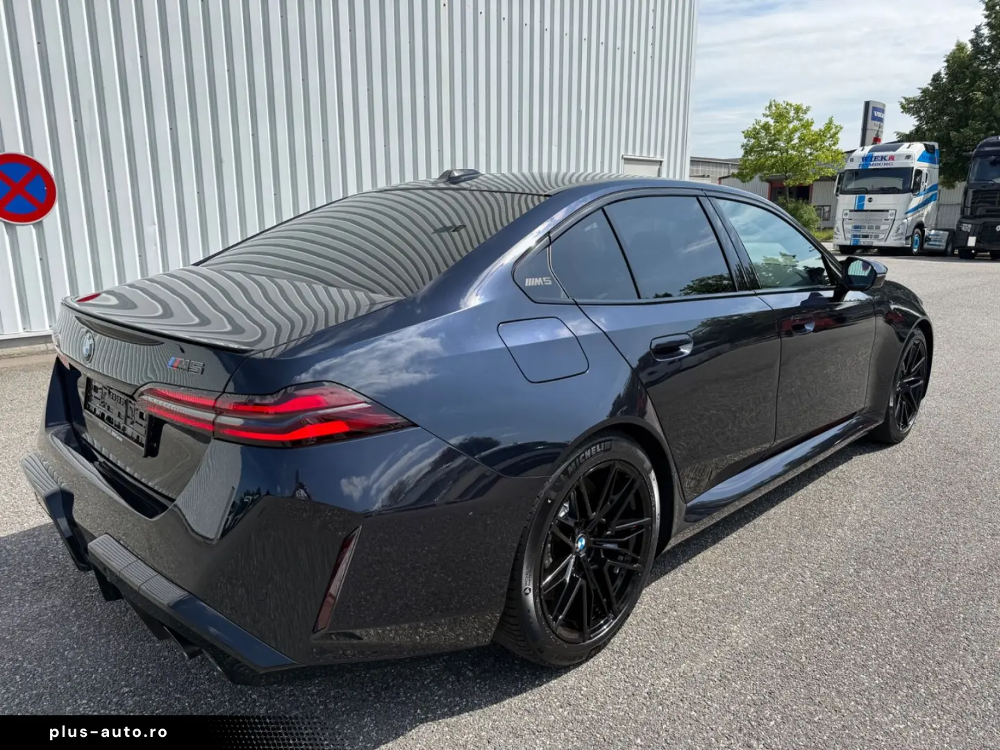 BMW M5.Steptronic Drivelogic. Allrad.