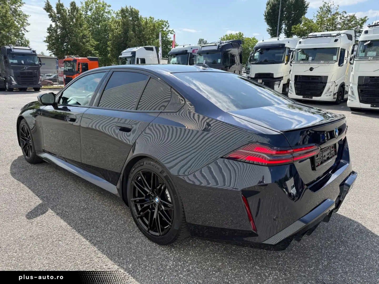 BMW M5.Steptronic Drivelogic. Allrad.