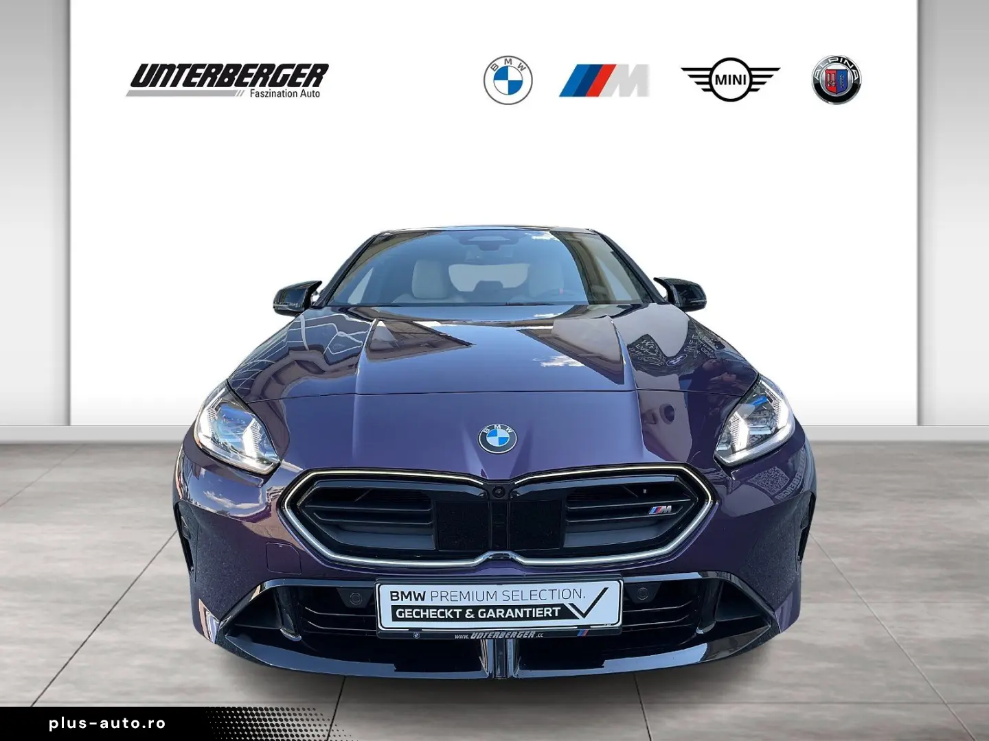 BMW M235 xDrive Gran Coupé BMW Niere Iconic Glow-Ada