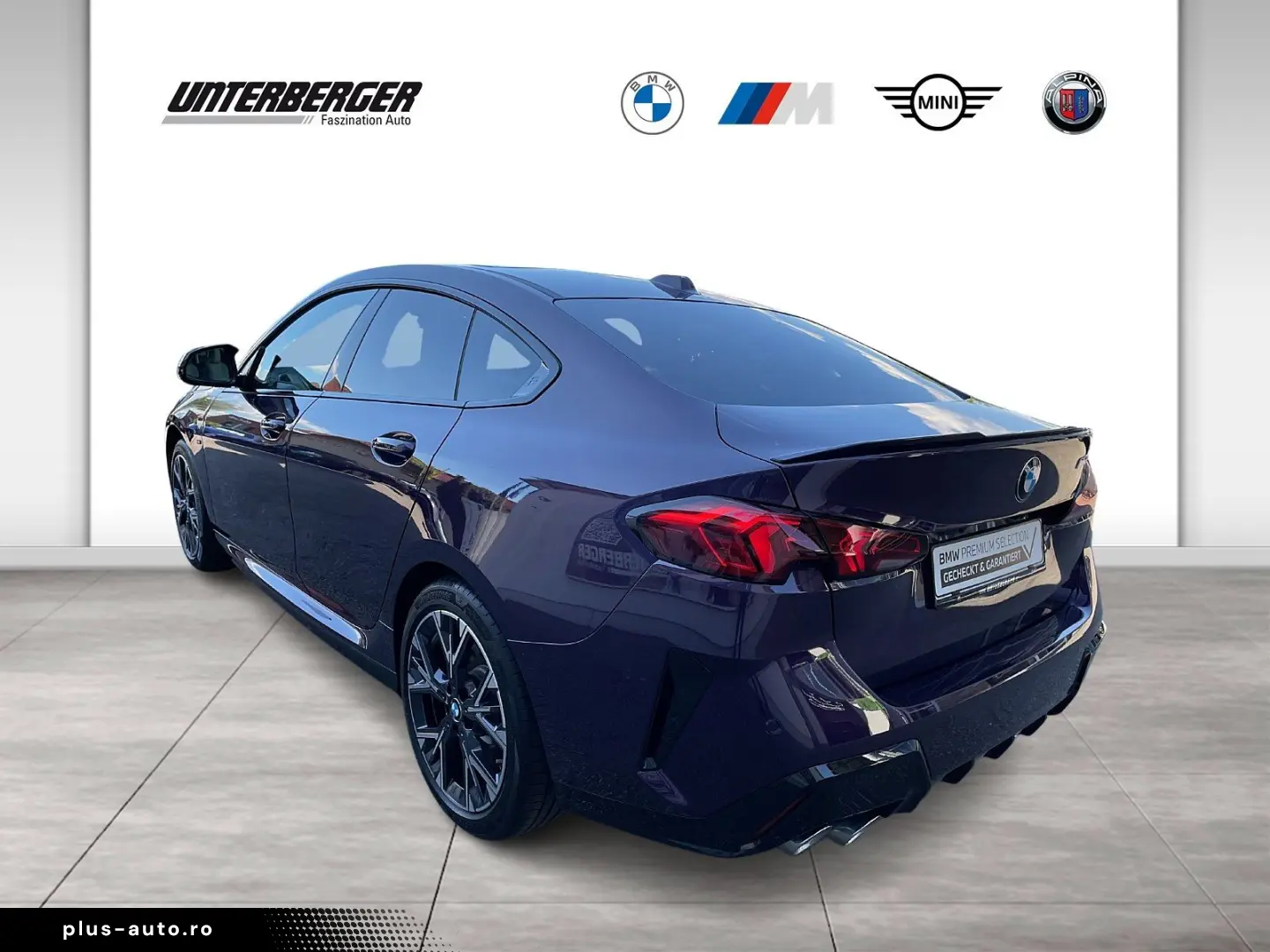 BMW M235 xDrive Gran Coupé BMW Niere Iconic Glow-Ada