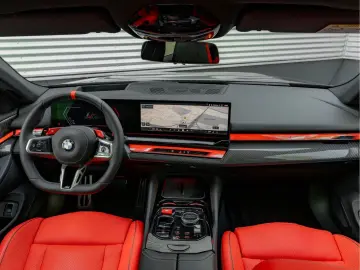 BMW M5 5-serie Touring - Pano - Bowers & Wilkins - A
