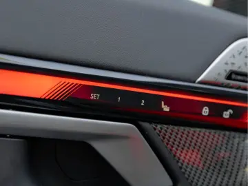 BMW M5 5-serie Touring - Pano - Bowers & Wilkins - A