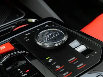 BMW M5 5-serie Touring - Pano - Bowers & Wilkins - A