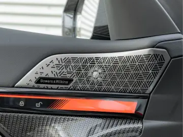 BMW M5 5-serie Touring - Pano - Bowers & Wilkins - A