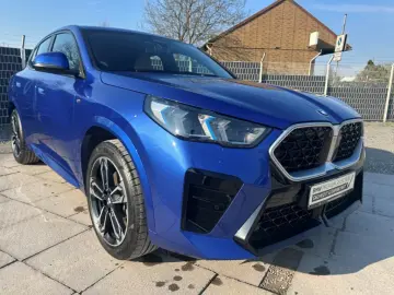 BMW X2 20i sDrive M Sport HUD