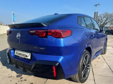 BMW X2 20i sDrive M Sport HUD