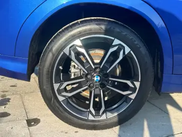 BMW X2 20i sDrive M Sport HUD