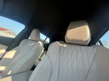 BMW X2 20i sDrive M Sport HUD