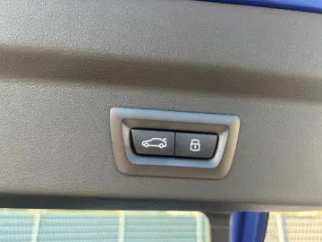 BMW X2 20i sDrive M Sport HUD
