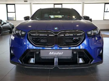 BMW M5 Touring   Ultimate   Pano   Keramik   305km h
