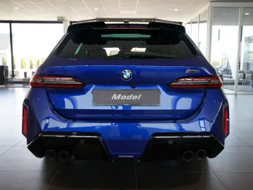 BMW M5 Touring   Ultimate   Pano   Keramik   305km h