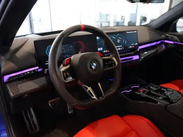 BMW M5 Touring   Ultimate   Pano   Keramik   305km h