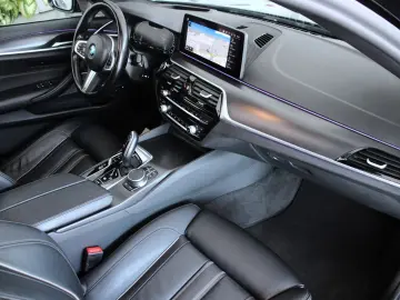 BMW 545e xDrive M Sport PRO (G30)  A-LED ACC AHK HUD