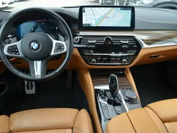 BMW 530d xDrive M Sport LiveCptProf.AHK.360 .ACC.HuD