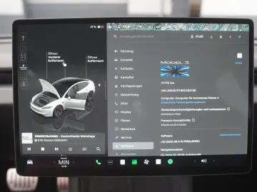 TESLA Model 3 Performance  Highland Mwst.