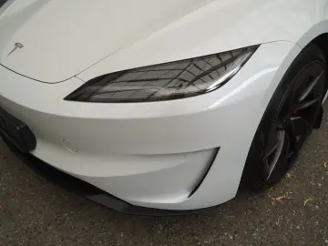 TESLA Model 3 Performance  Highland Mwst.
