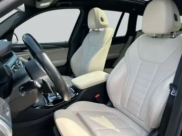 BMW X3 xDrive30d Aut.  AHK  MPaket  Panodach