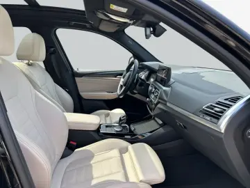 BMW X3 xDrive30d Aut.  AHK  MPaket  Panodach