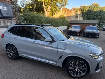 BMW X3 xDr30d M Sport PANO Sitzkl AHK StandHz 360