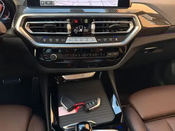 BMW X3 xDr30d M Sport PANO Sitzkl AHK StandHz 360