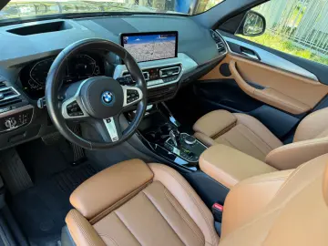 BMW X3 xDrive30e Navi Leder Head-Up Laser 360  Panor