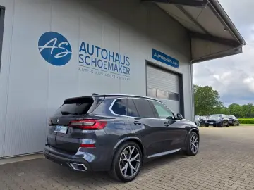 BMW X5 xDrive 45e M Sport AHK Sky-Lounge Laser 360