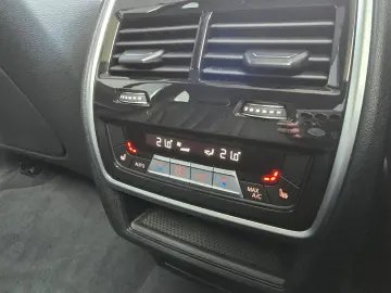 BMW X5 xDrive 45e M Sport AHK Sky-Lounge Laser 360