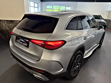 MERCEDES-BENZ GLC 200 4Matic AMG Pano Headup Memory Garantie